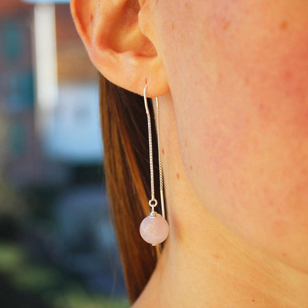 Avec ces boucles d'oreilles assi quartz rose, vous serez certain de faire plaisir !