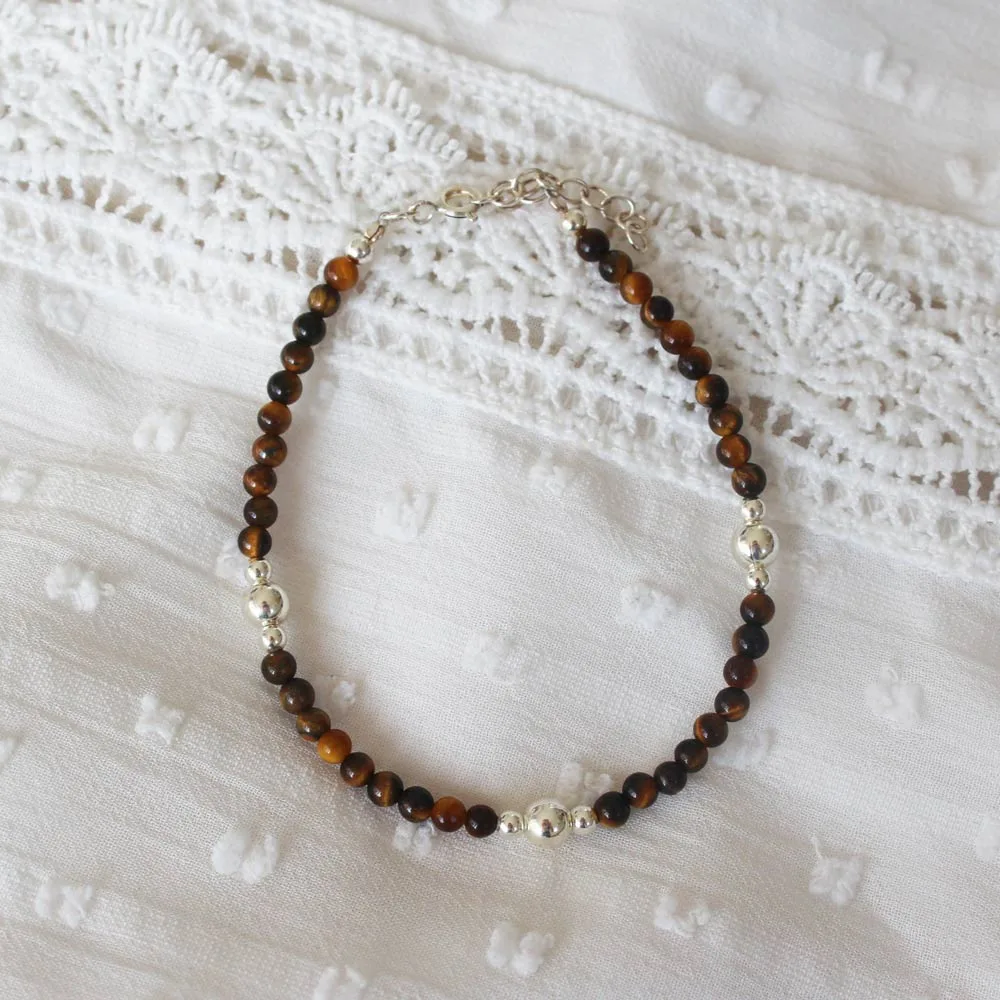 Laissez-vous tenter par ce charmant bracelet simple œil de tigre !